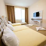 Kristin Palace Aparthotel 4*
