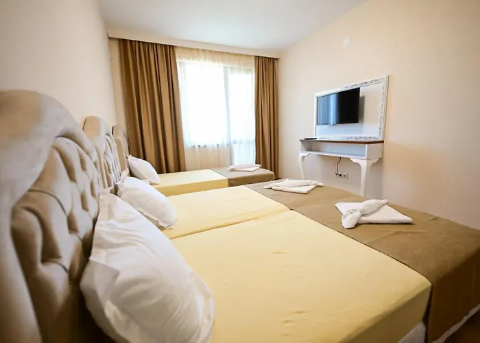 Kristin Palace Aparthotel 4*