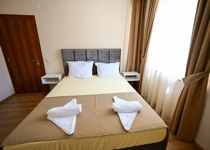 Aparthotel Kristin Palace 4*