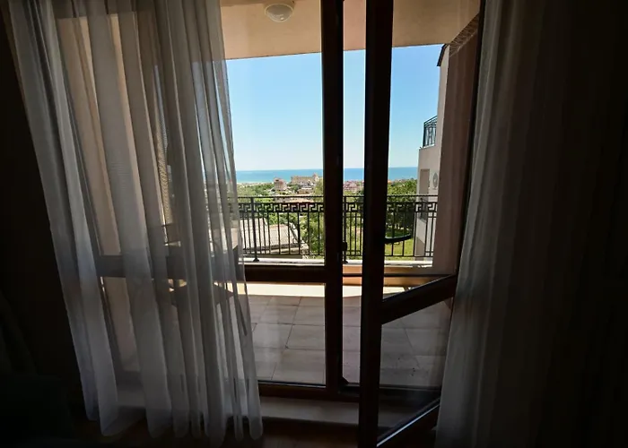 Kristin Palace Aparthotel